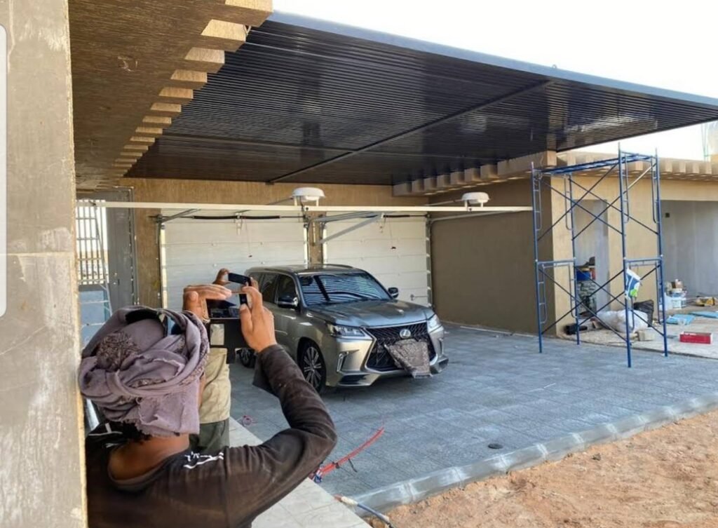 مظلات مواقف سيارات في الرياض